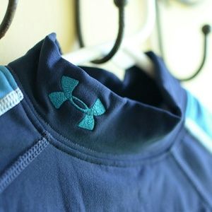 Under Armor Thermal Turtle Neck. Blue Winter Gear